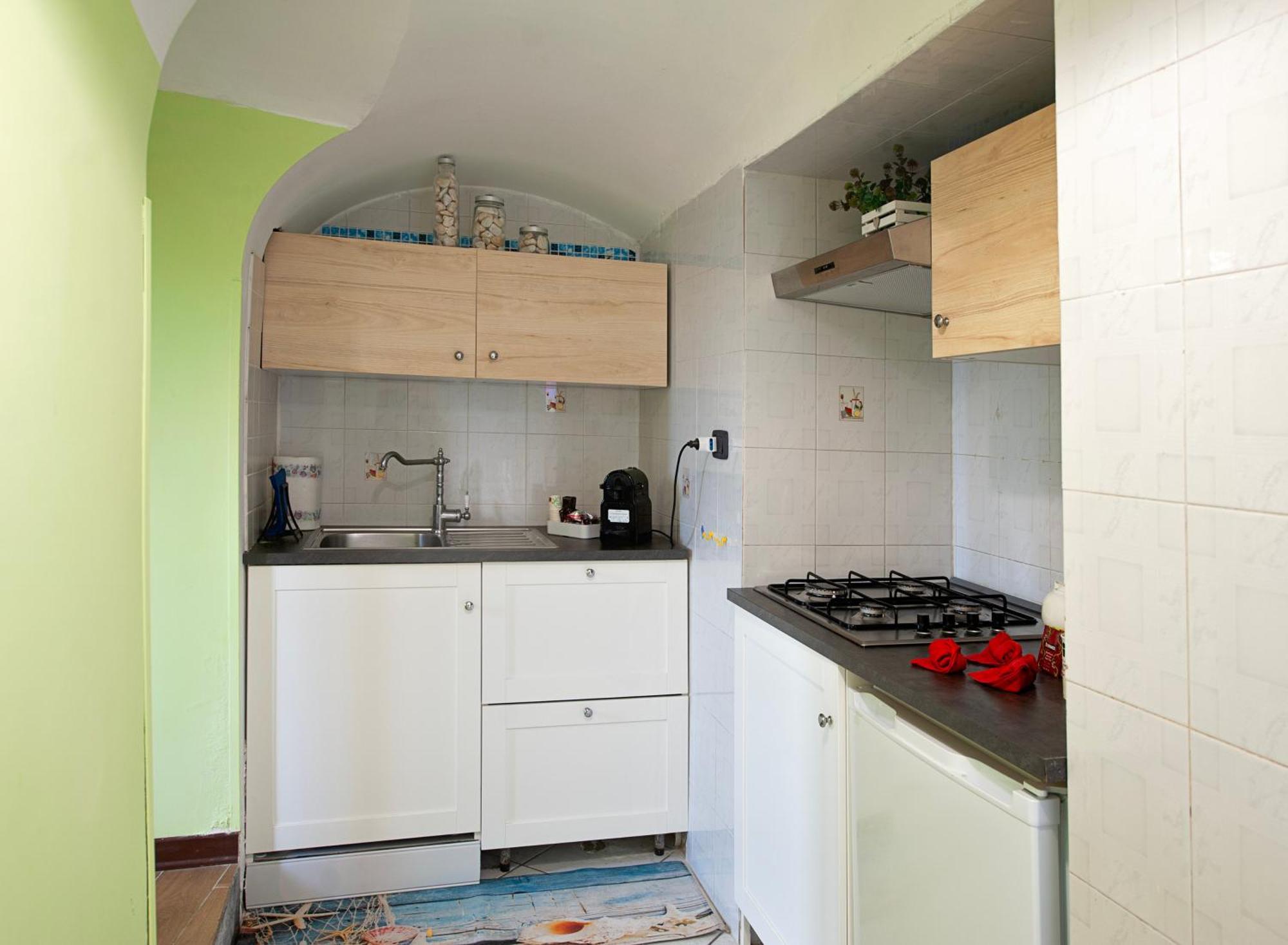 Casa "Positano" Da Ely - Salerno Centro Con Self Check-In Apartment Exterior photo